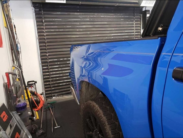 blue_truck_before-CNmrSVtI